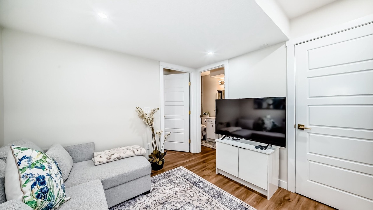 Photo of Livingroom in Southeast Calgary