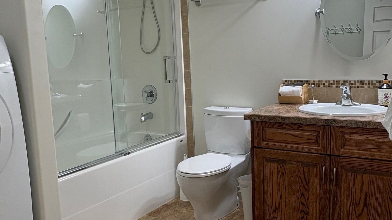 Photo of Bathroom in Okanagan-Similkameen