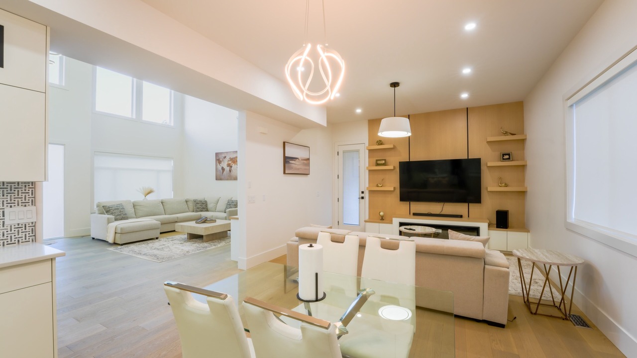 Photo of Livingroom in North Glenmore