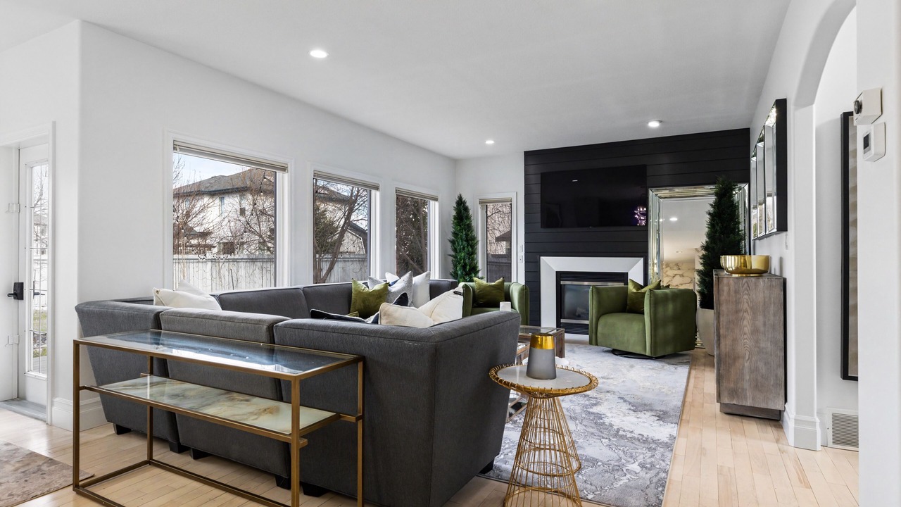 Photo of Livingroom in Northwest Edmonton