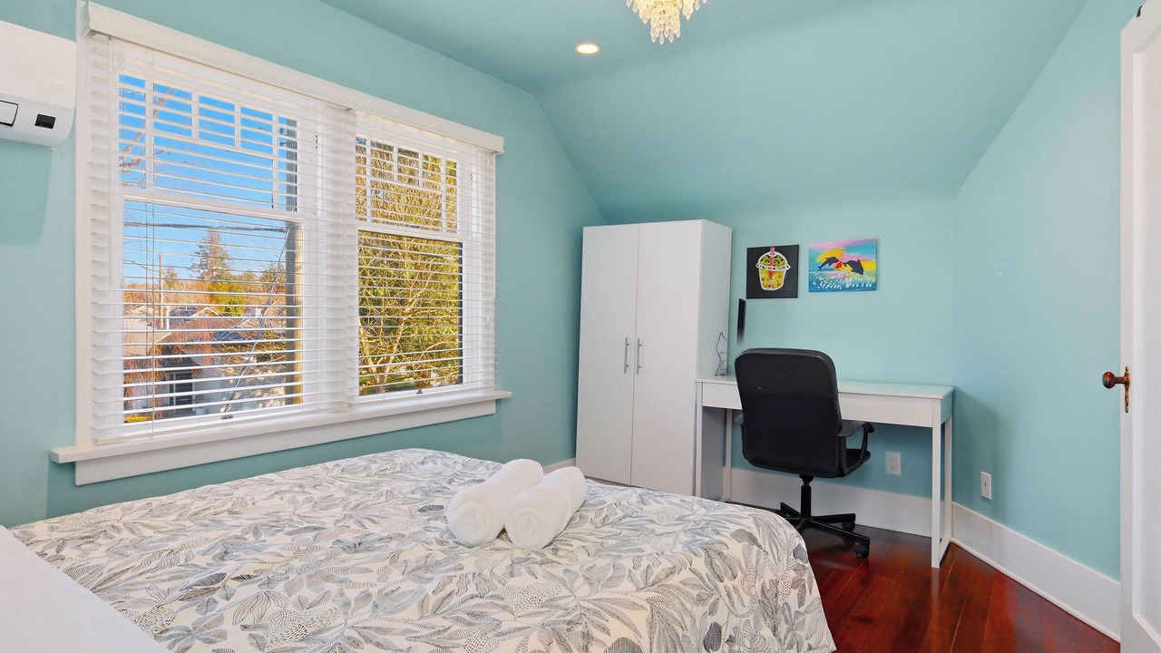 Photo of Bedroom in West Side