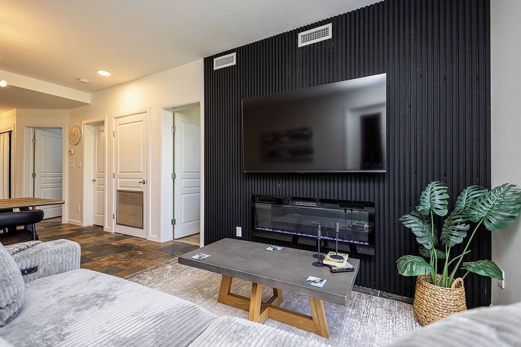 Photo of Livingroom in South Pandosy