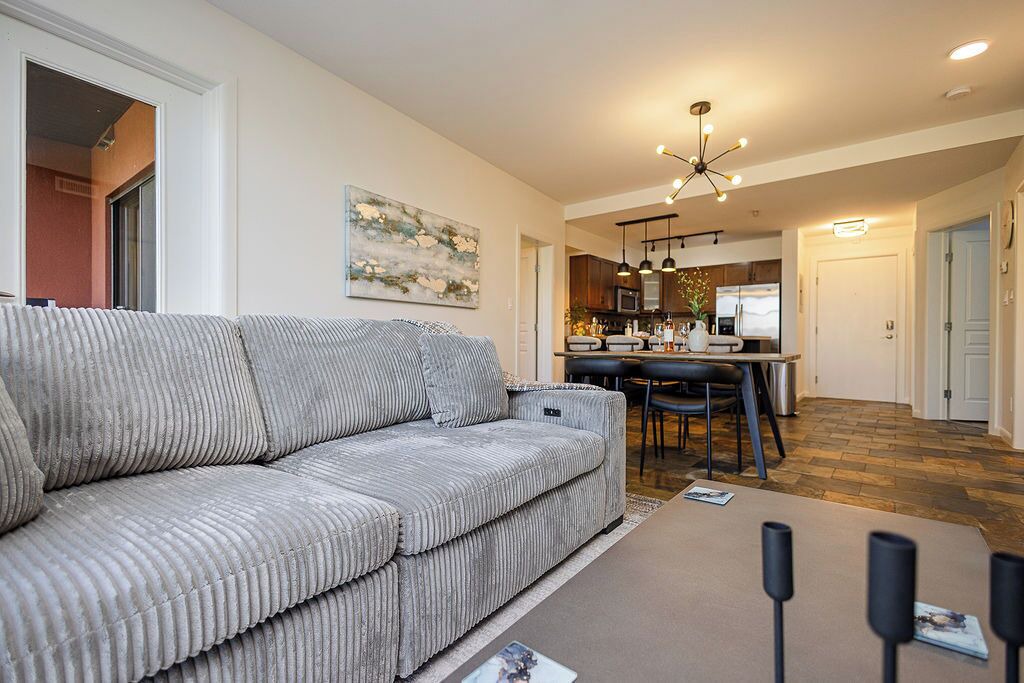 Photo of Livingroom in South Pandosy