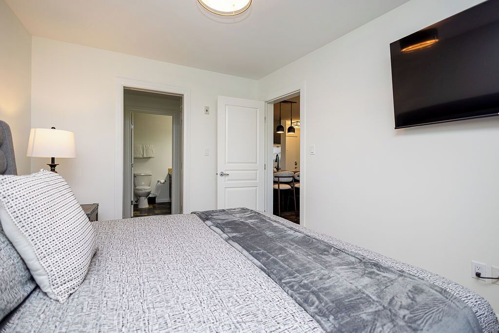 Photo of Bedroom in South Pandosy