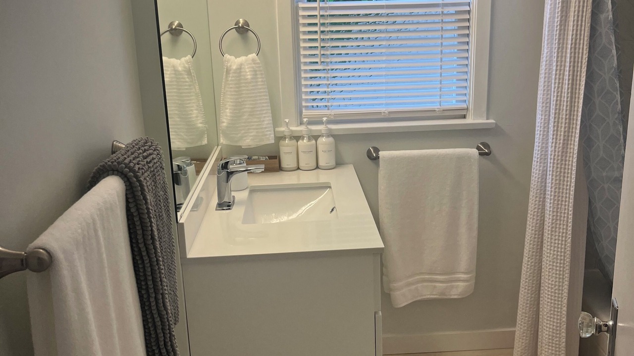 Photo of Bathroom in West Point Grey