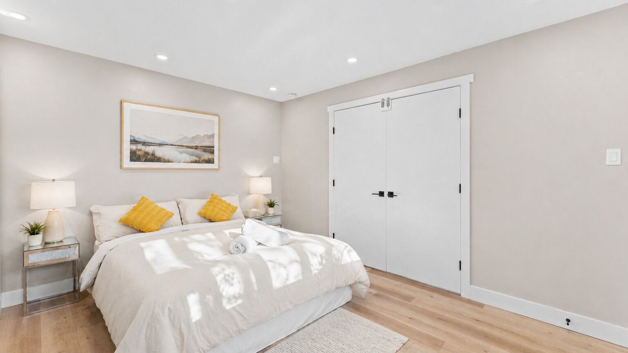 Photo of Bedroom in University District
