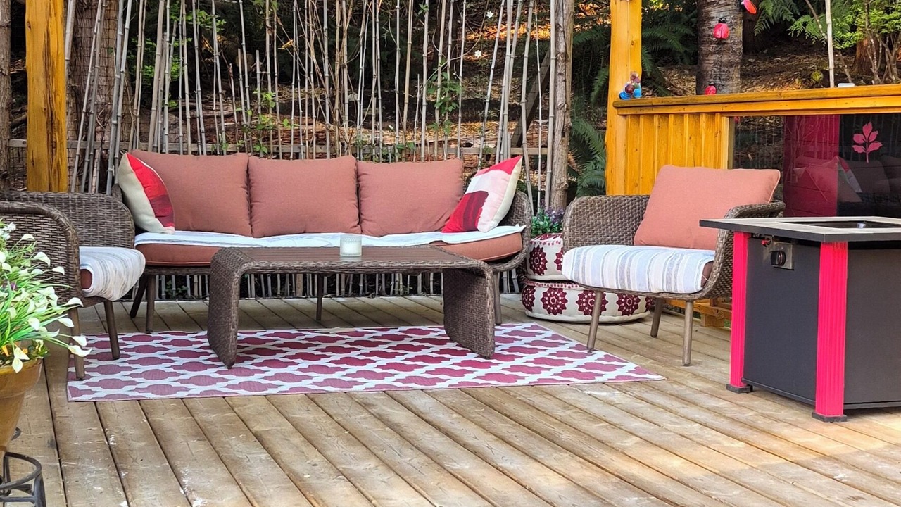 Photo of Patio Balcony in West Sechelt