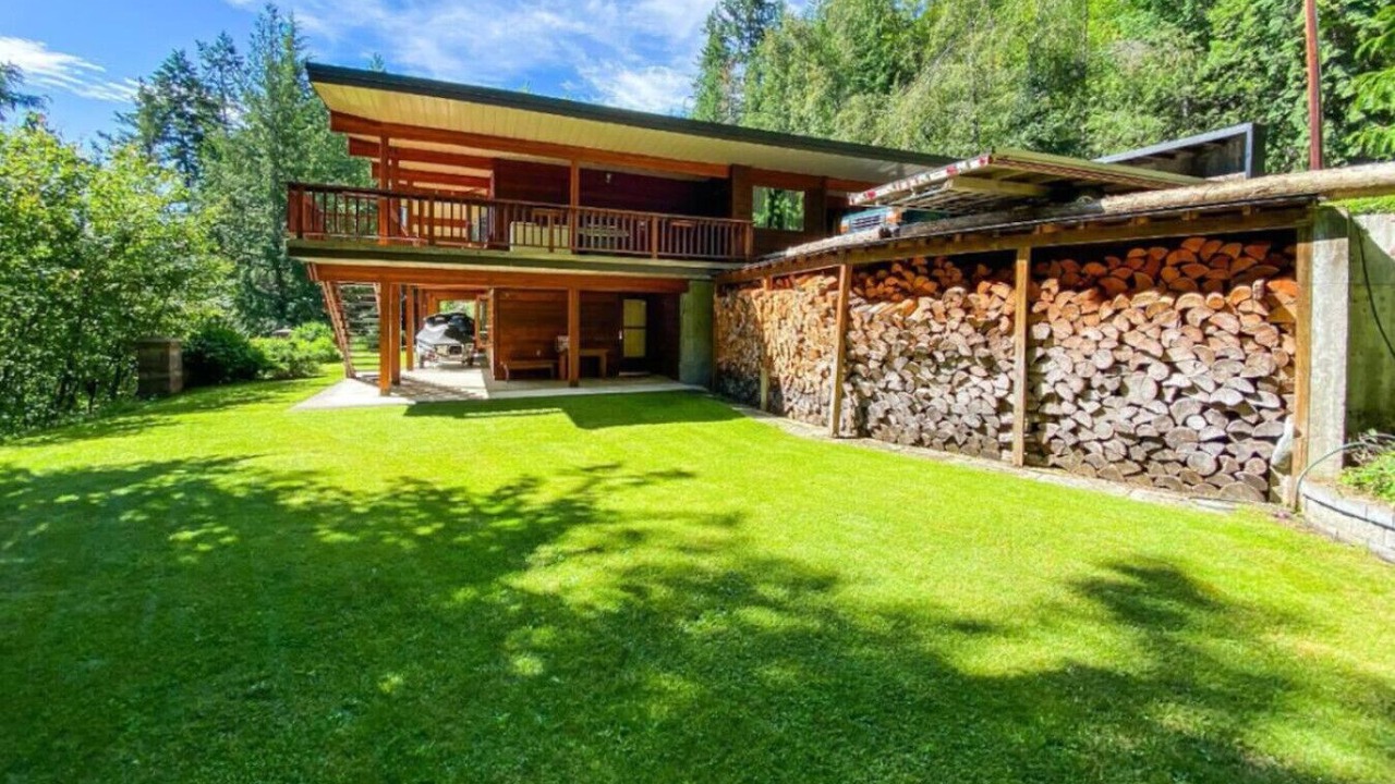 Photo of Outdoor in Ainsworth Hot Springs