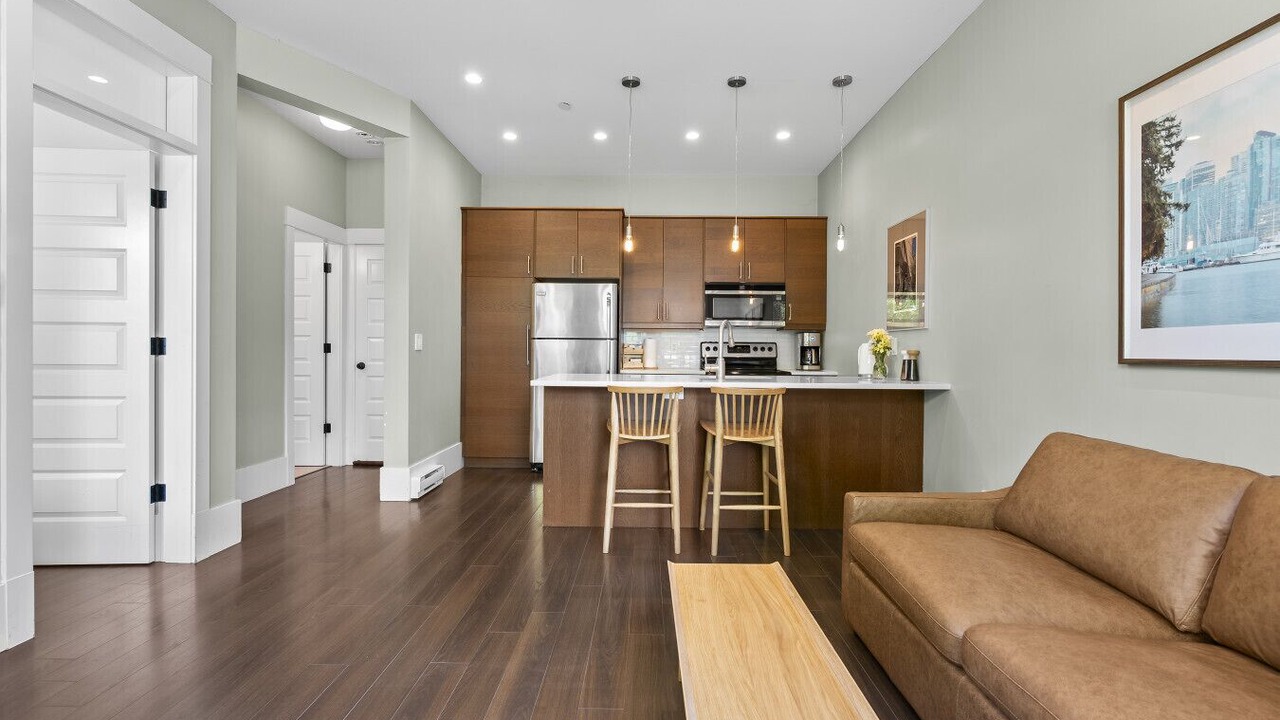 Photo of Livingroom in Riley Park