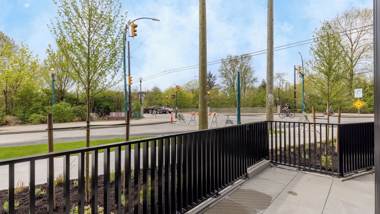 Photo of Outdoor in East Side