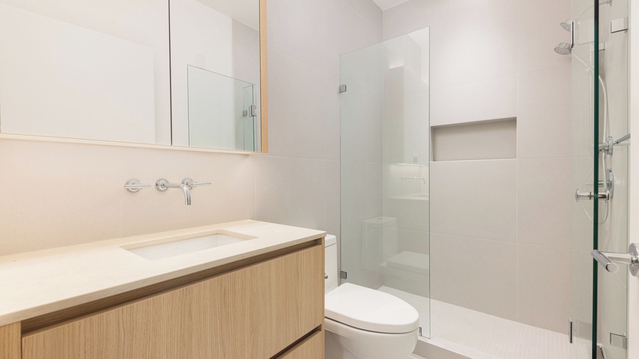 Photo of Bathroom in East Side