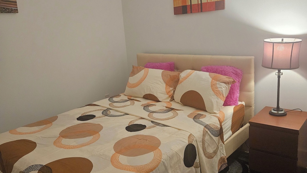 Photo of Bedroom in Delta