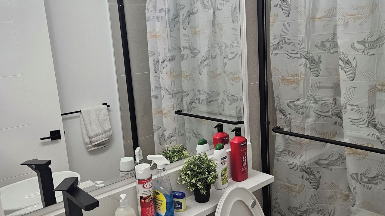 Photo of Bathroom in Delta