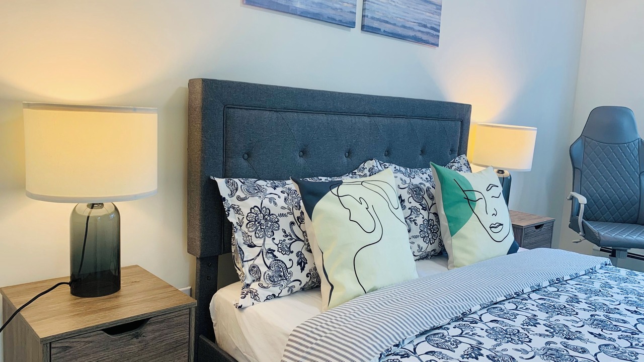 Photo of Bedroom in Riley Park