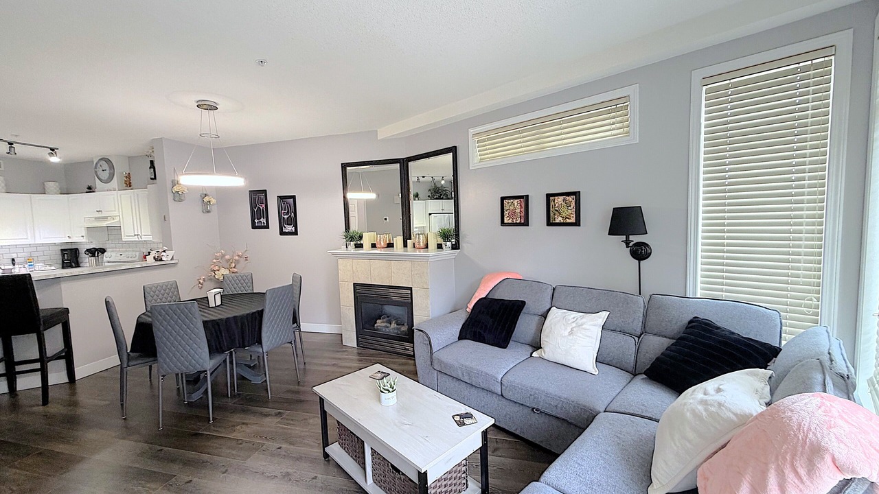 Photo of Livingroom in North End