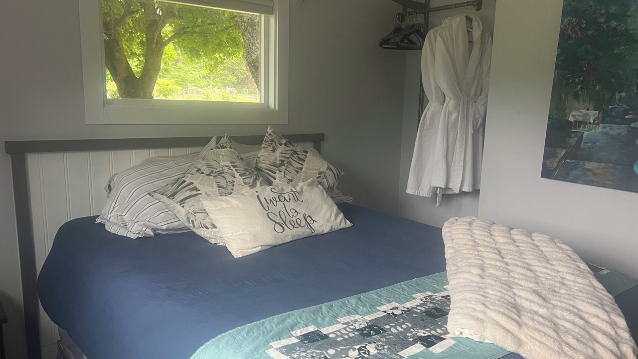 Photo of Bedroom in Salmon Arm