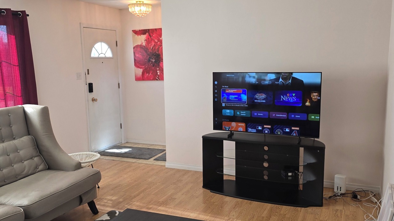 Photo of Livingroom in Northeast Edmonton