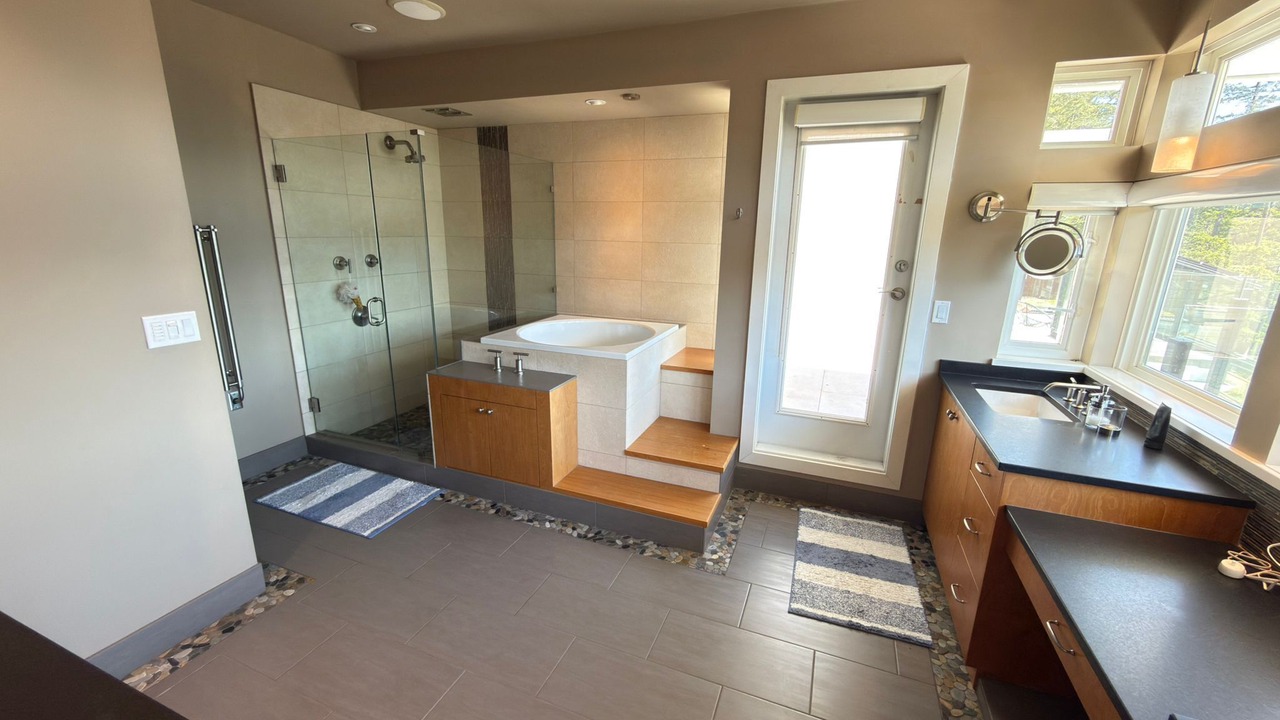 Photo of Bathroom in Bowen Island