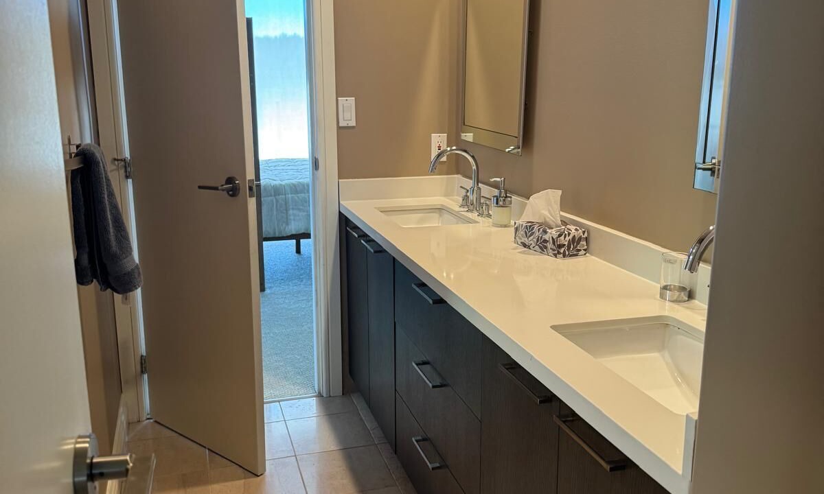 Photo of Bathroom in Bowen Island