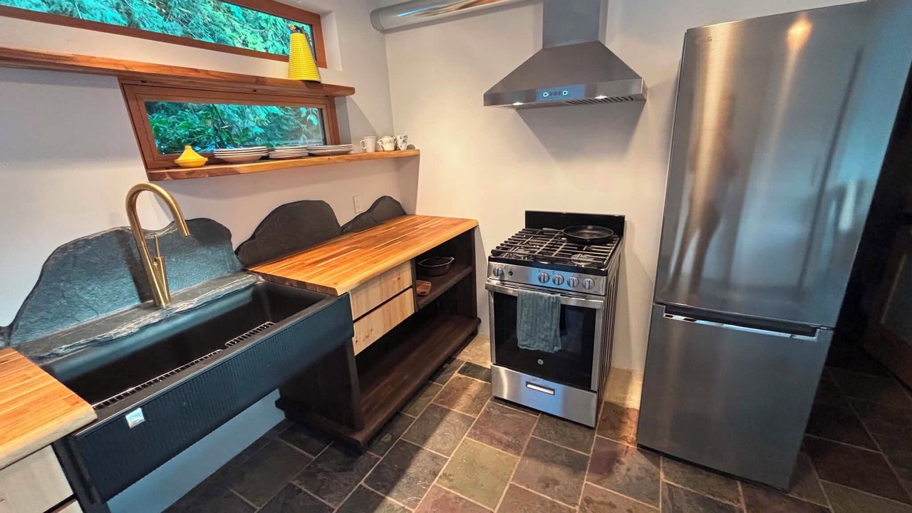 Photo of Kitchen in Duncan