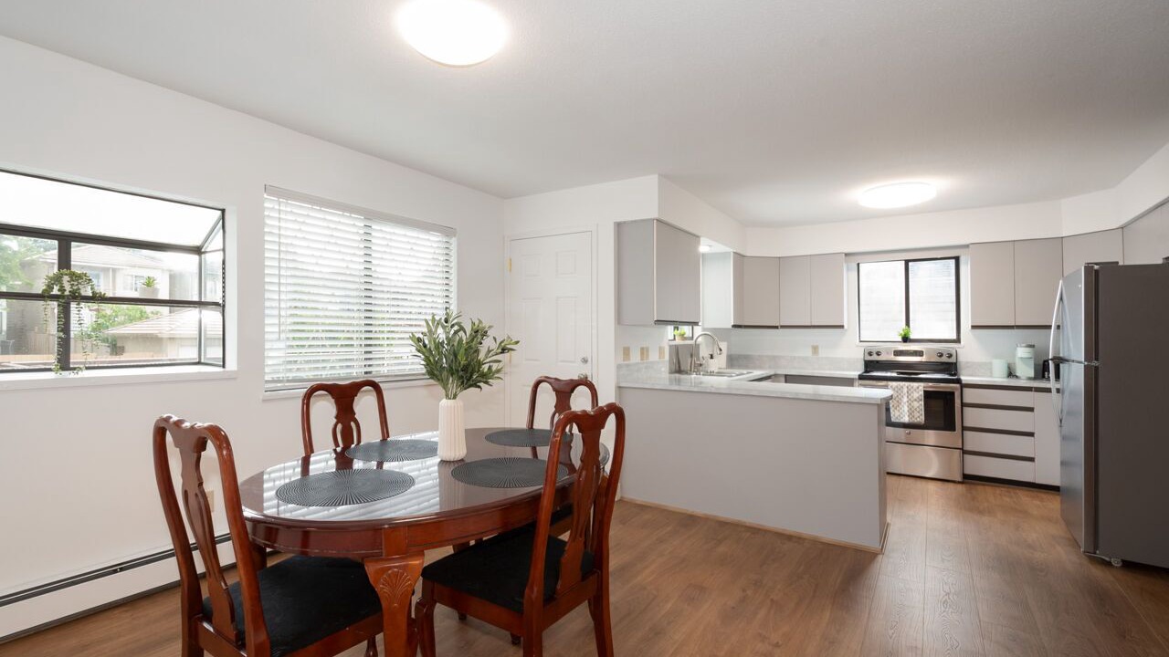 Photo of Kitchen in Renfrew-Collingwood