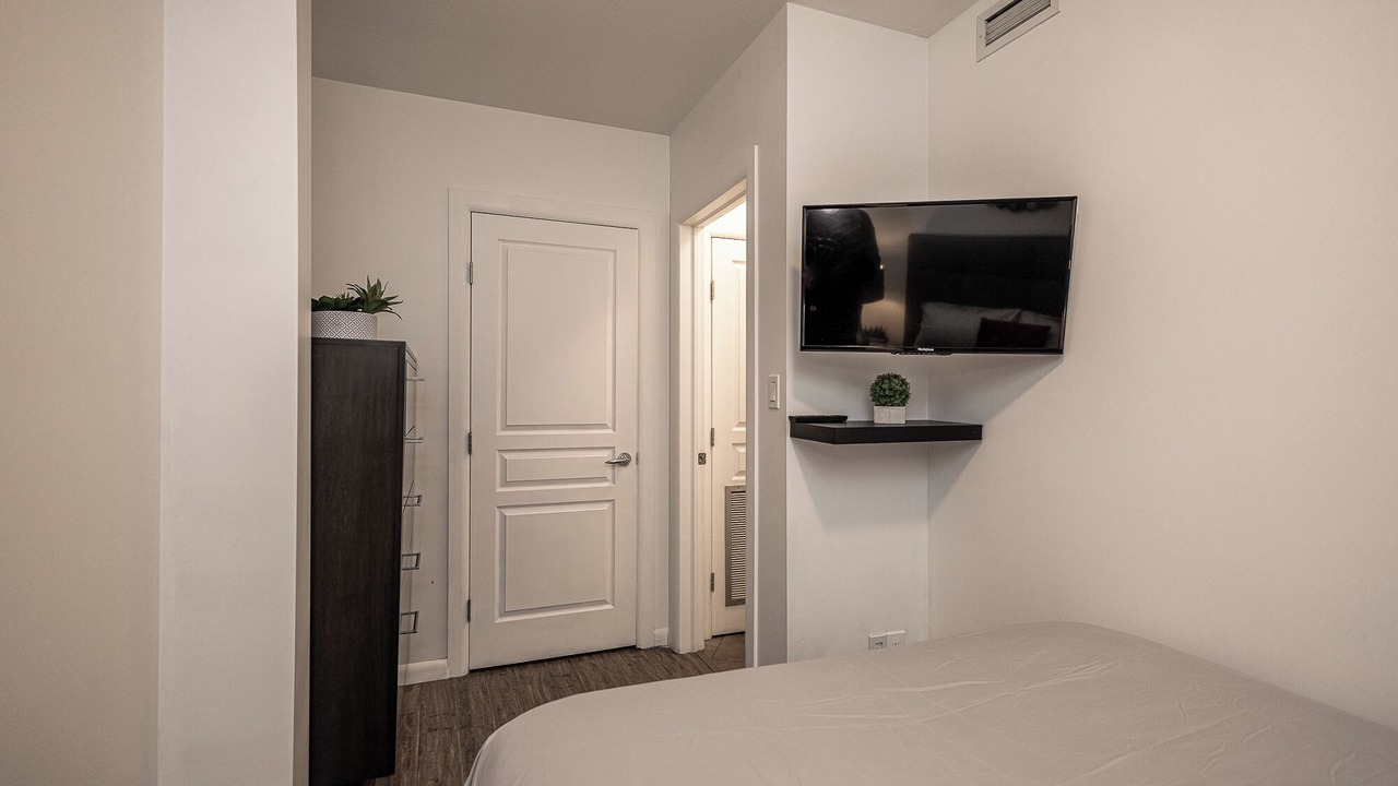 Photo of Bedroom in South Pandosy