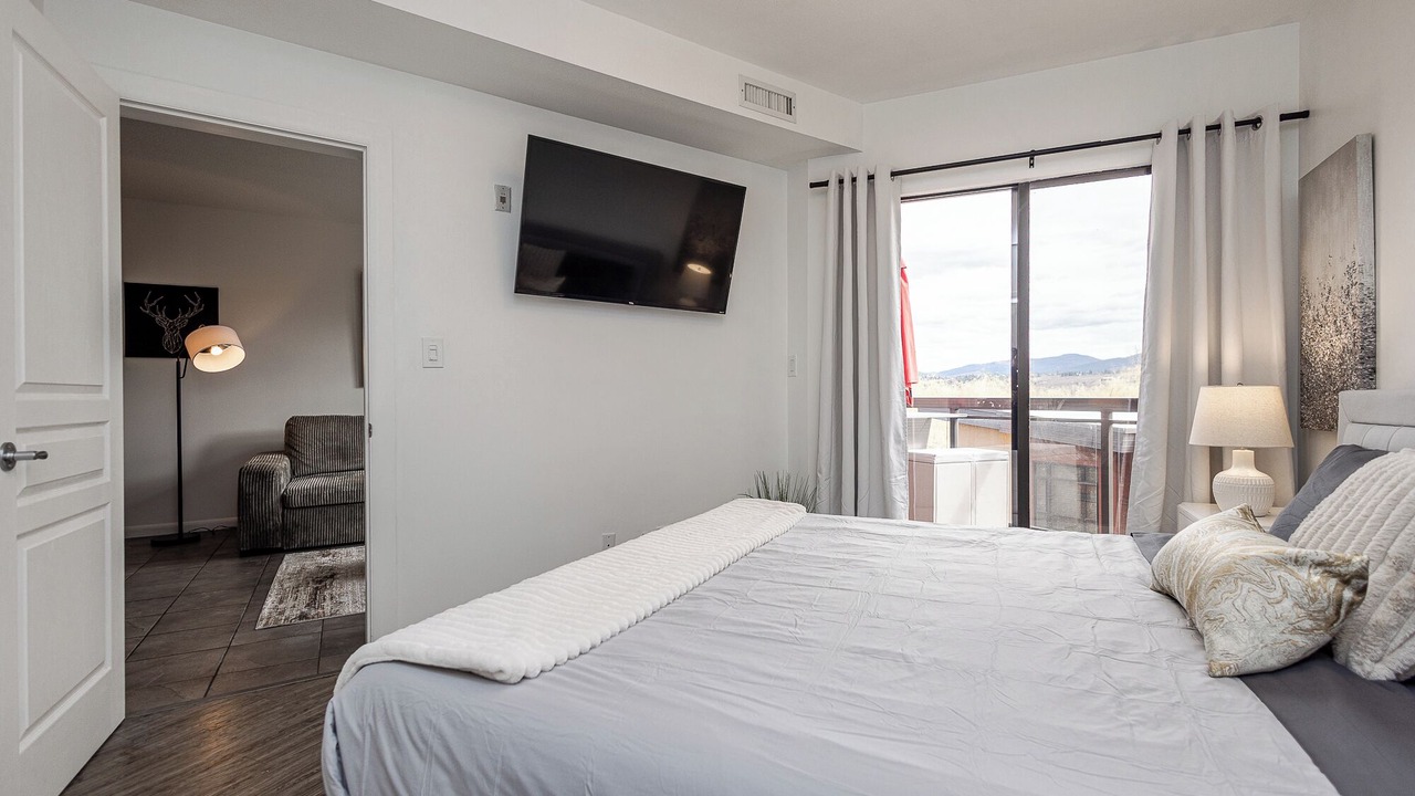 Photo of Bedroom in South Pandosy