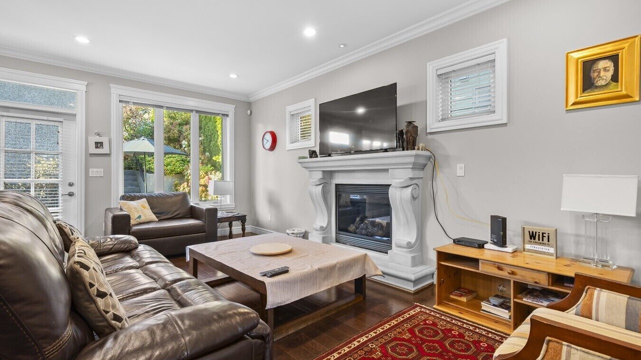 Photo of Livingroom in Upper Lonsdale