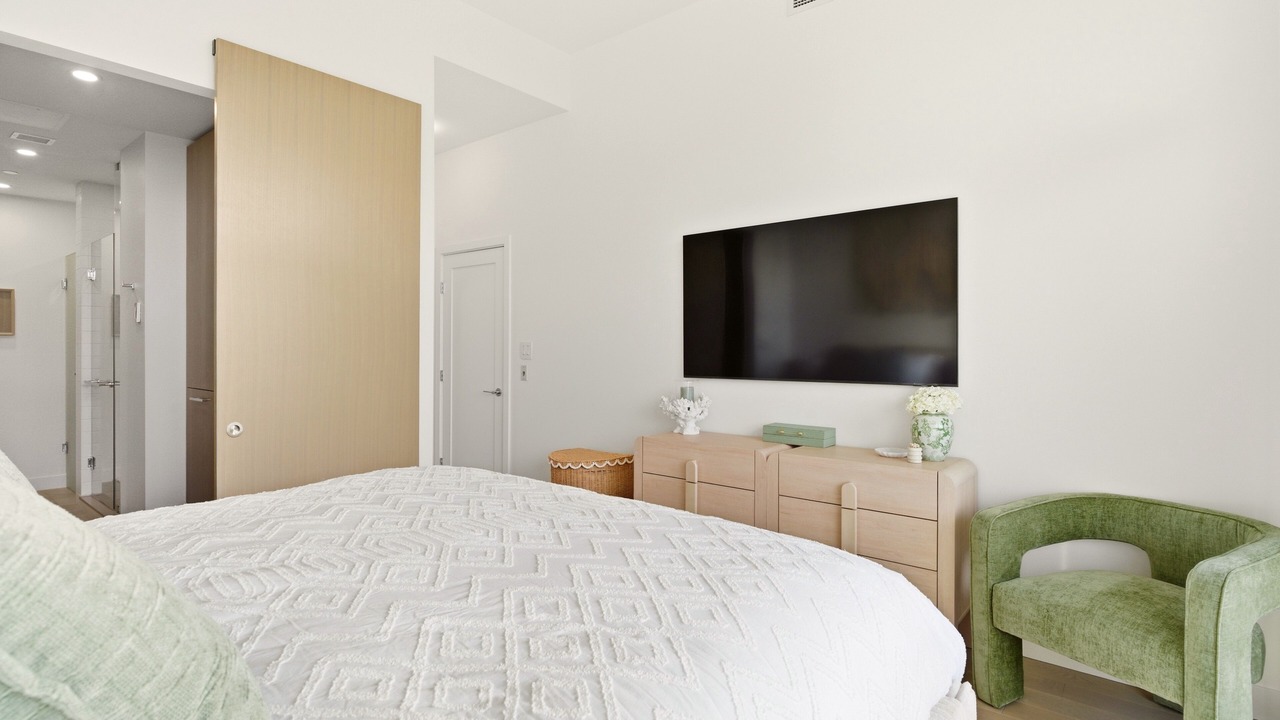 Photo of Bedroom in South Pandosy