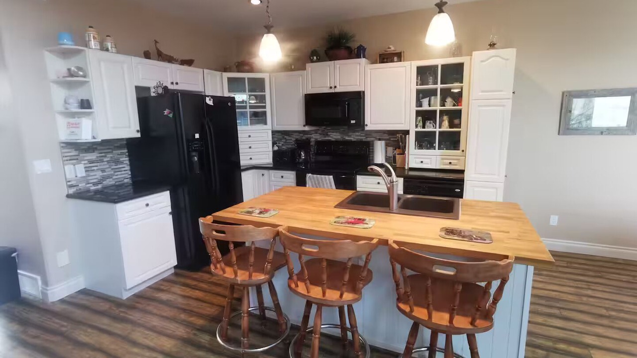 Photo of Kitchen in Vulcan County
