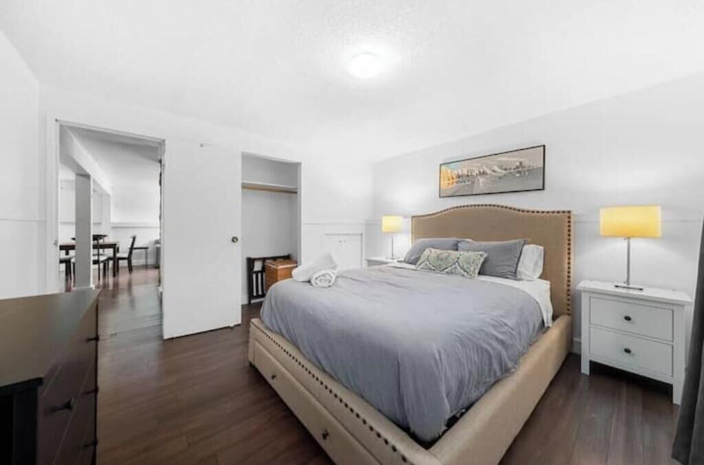 Photo of Bedroom in Central Lonsdale