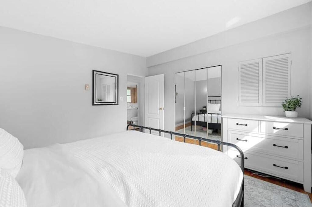 Photo of Bedroom in Central Lonsdale