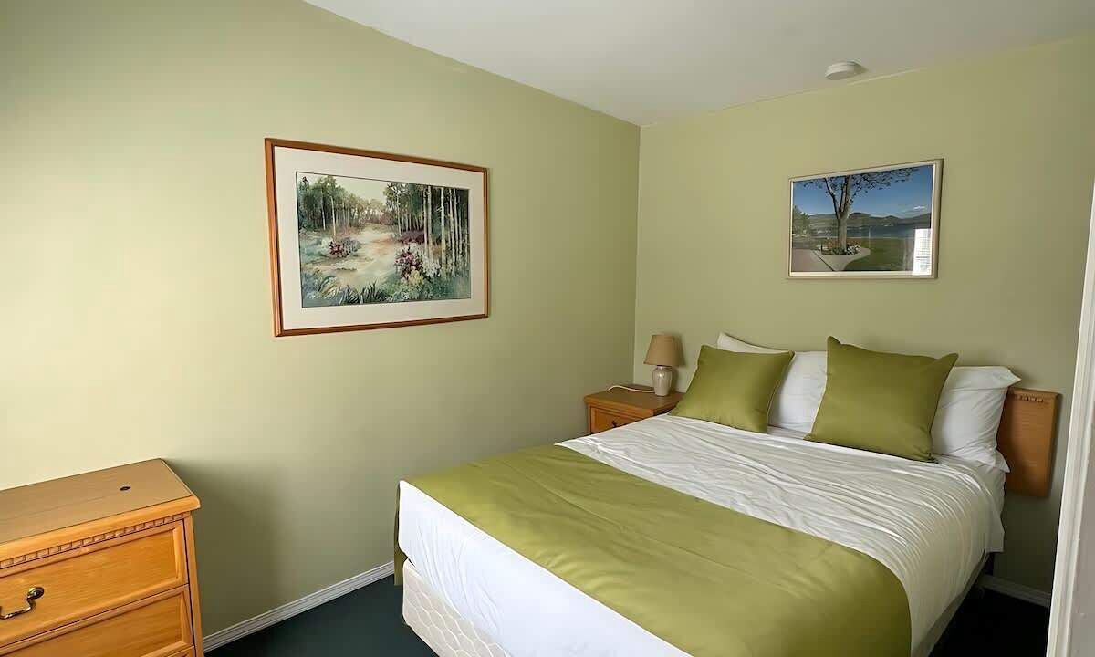 Photo of Bedroom in Osoyoos