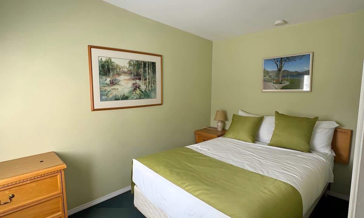 Photo of Bedroom in Osoyoos