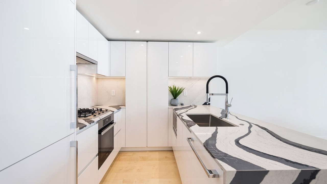 Photo of Kitchen in Central Lonsdale