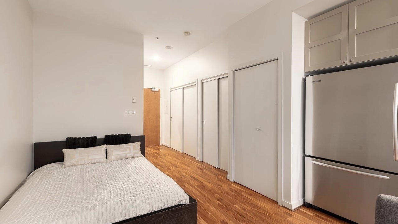 Photo of Bedroom in Coal Harbour