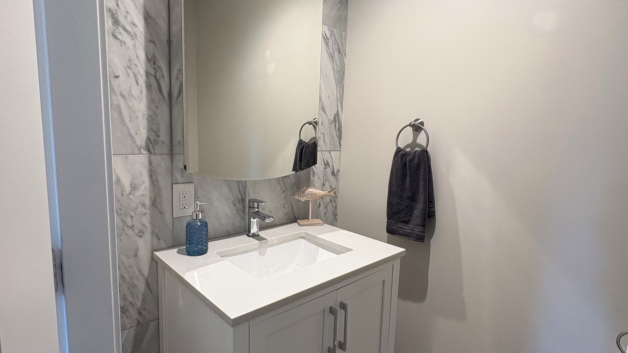 Photo of Bathroom in Anglemont