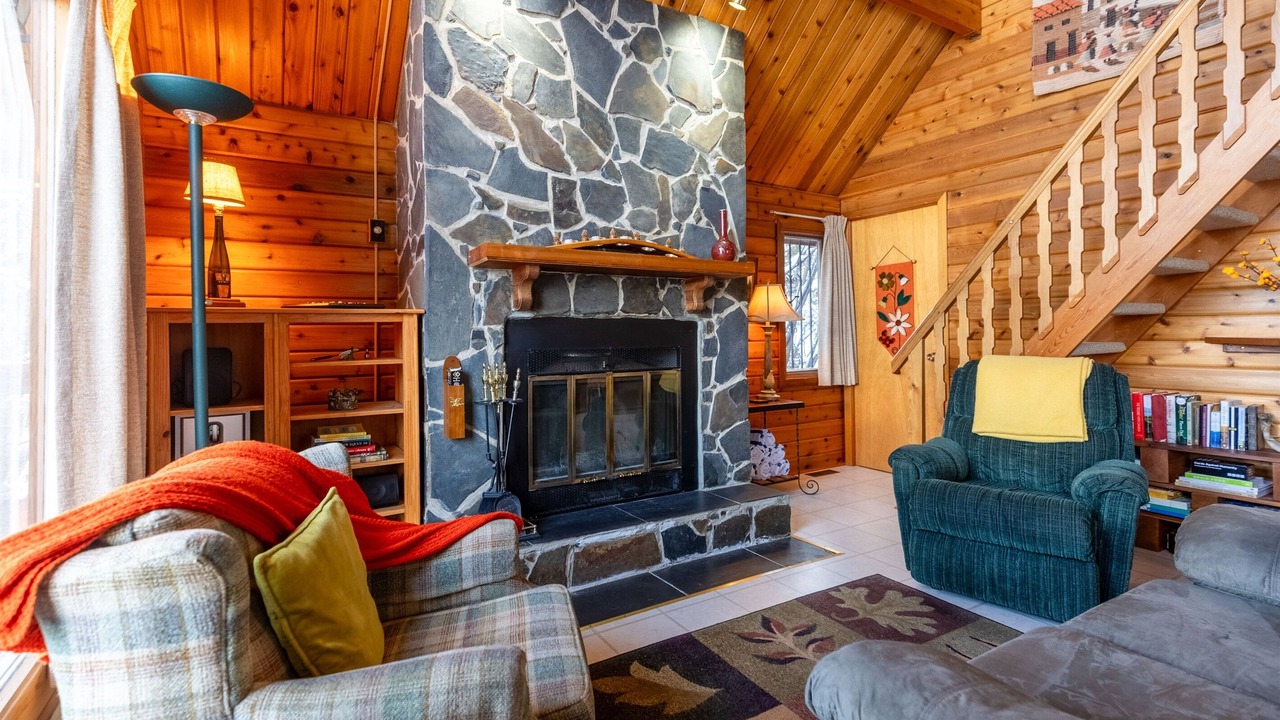 Photo of Livingroom in Koocanusa Ranch