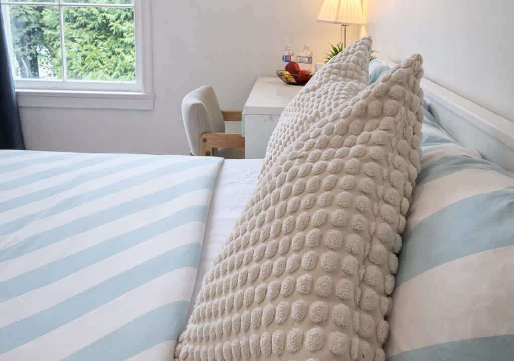 Photo of Bedroom in Kerrisdale