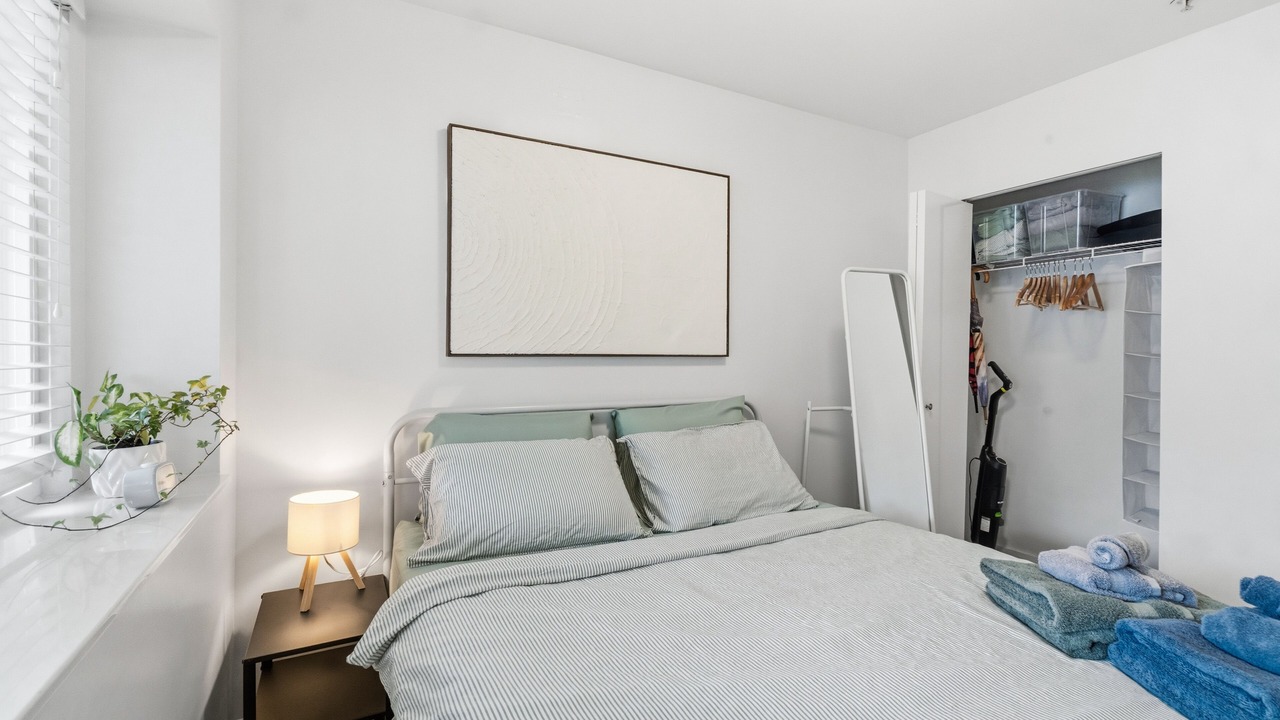 Photo of Bedroom in Riley Park
