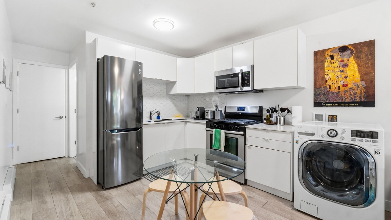 Photo of Kitchen in Riley Park