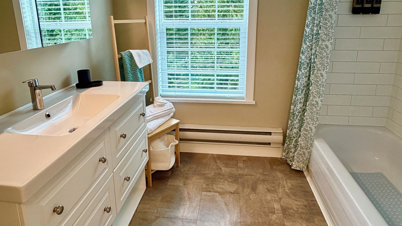 Photo of Bathroom in Metro Vancouver Regional District