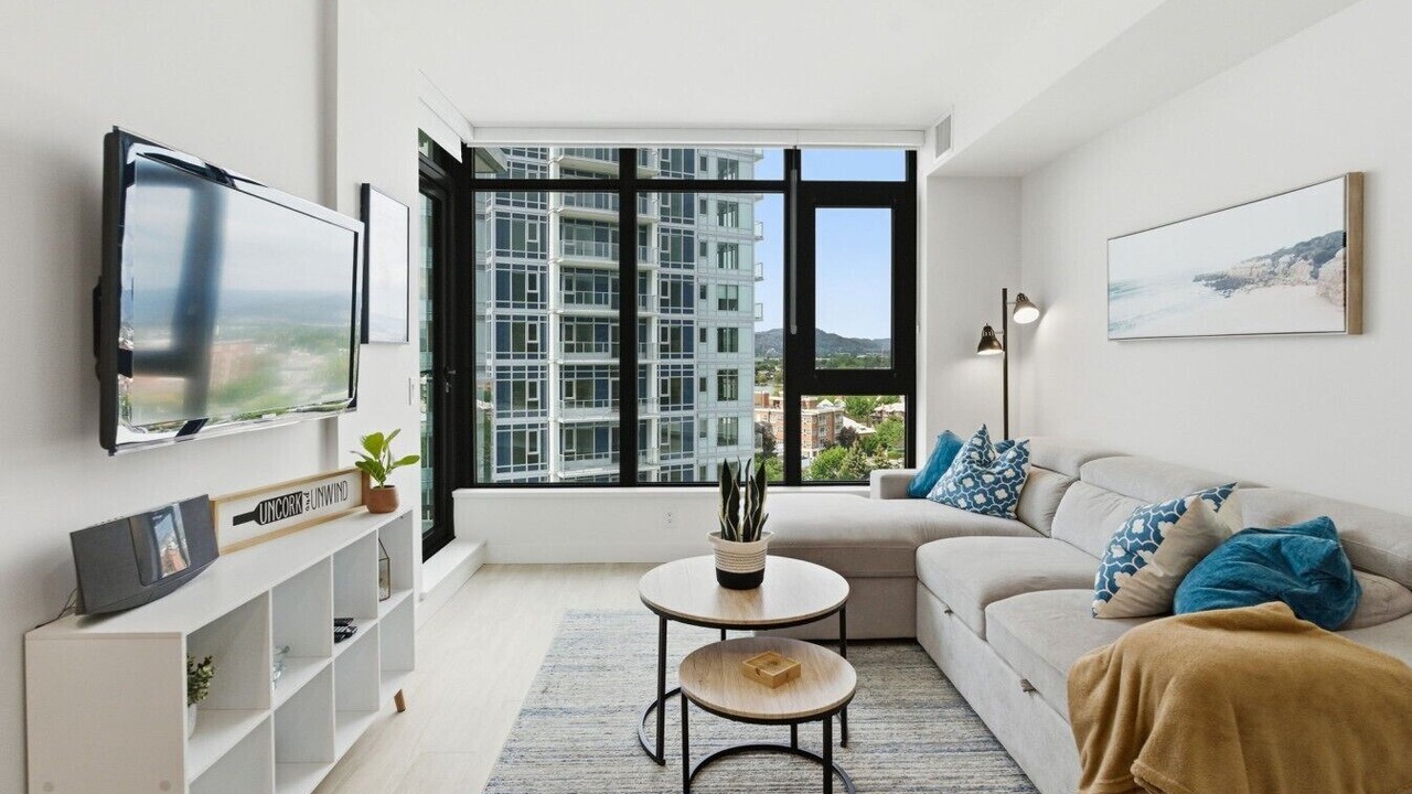 Photo of Livingroom in South Pandosy