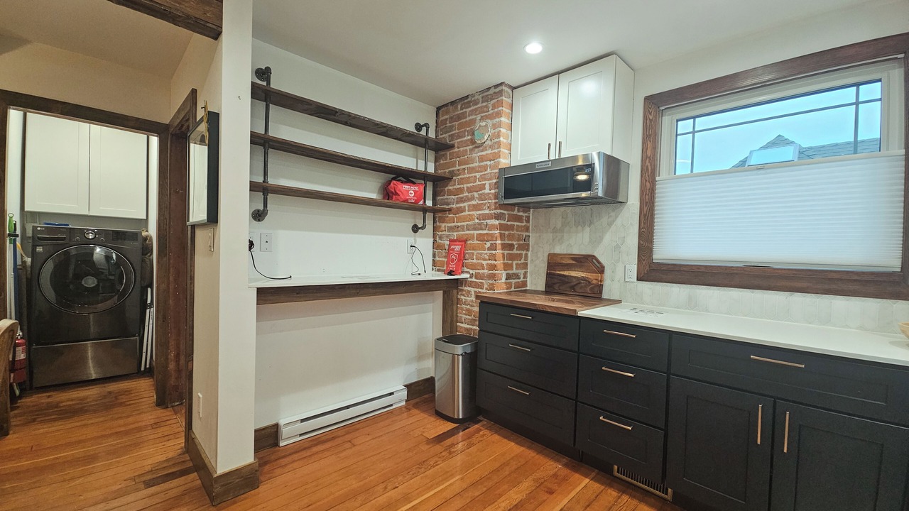 Photo of Kitchen in Downtown Eastside