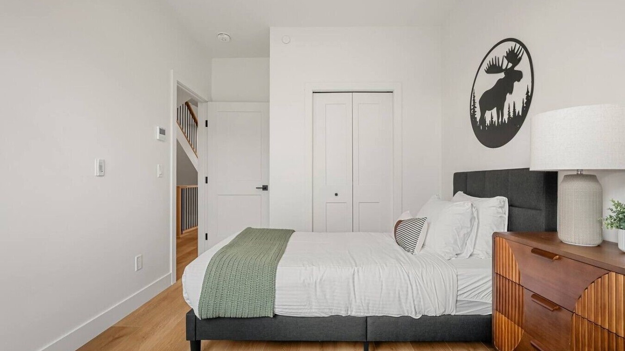 Photo of Bedroom in East Kootenay