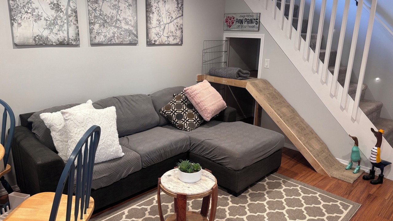 Photo of Livingroom in Salmon Arm