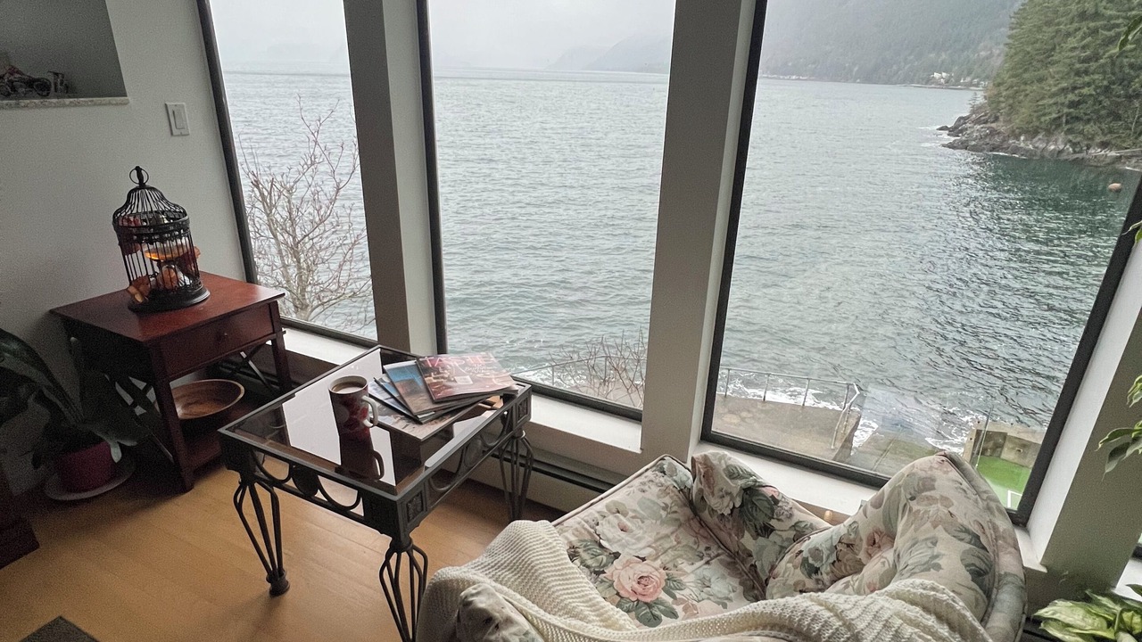 Photo of Livingroom in Vancouver