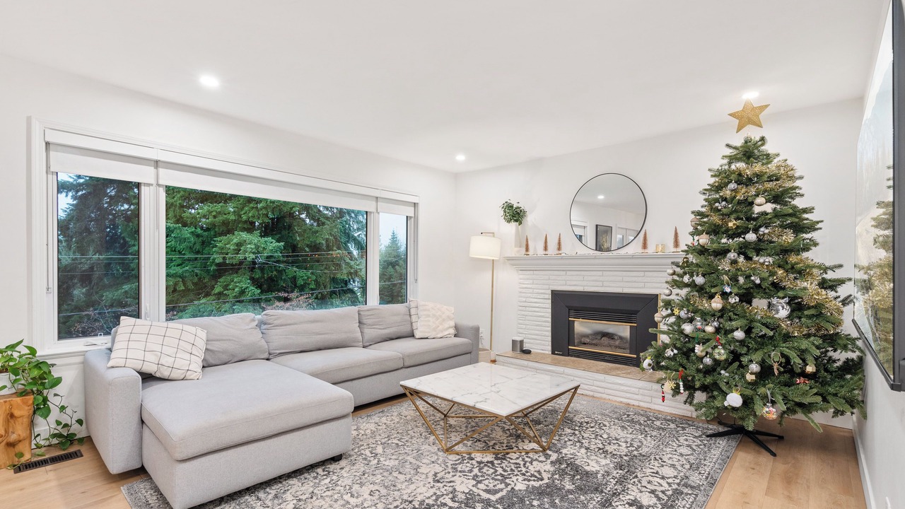 Photo of Livingroom in Upper Lonsdale