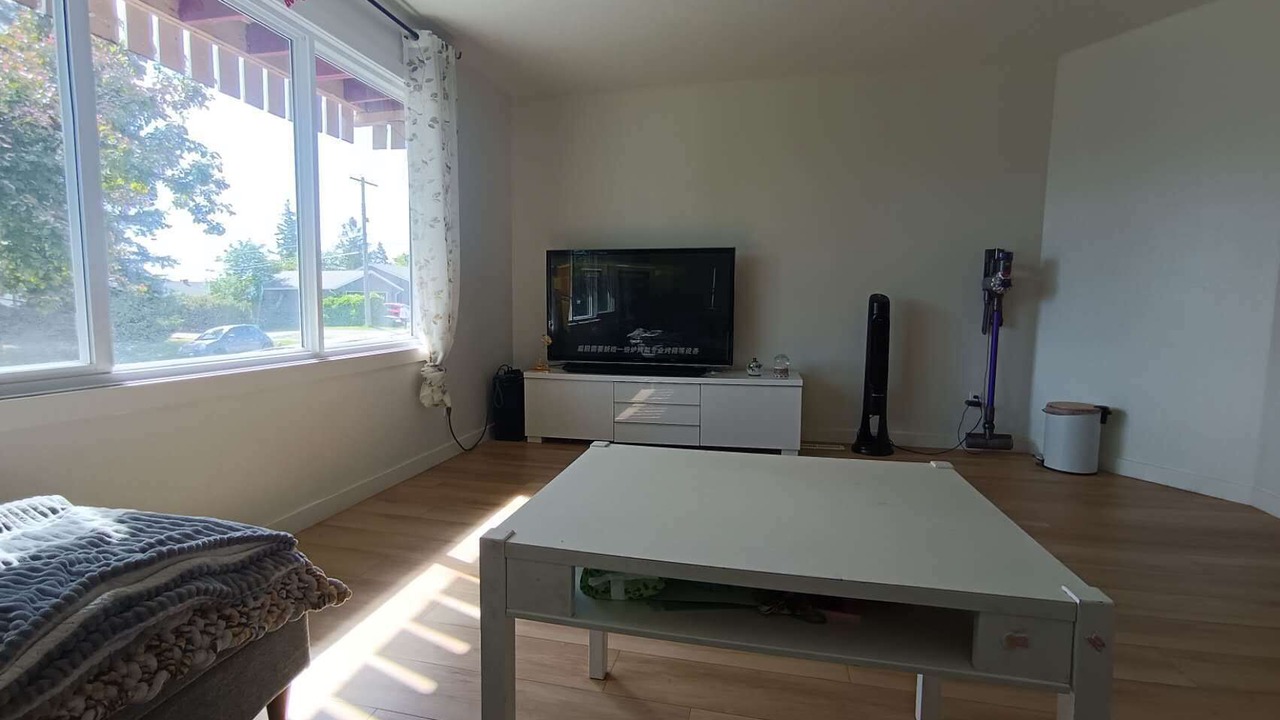 Photo of Livingroom in Northwest Calgary