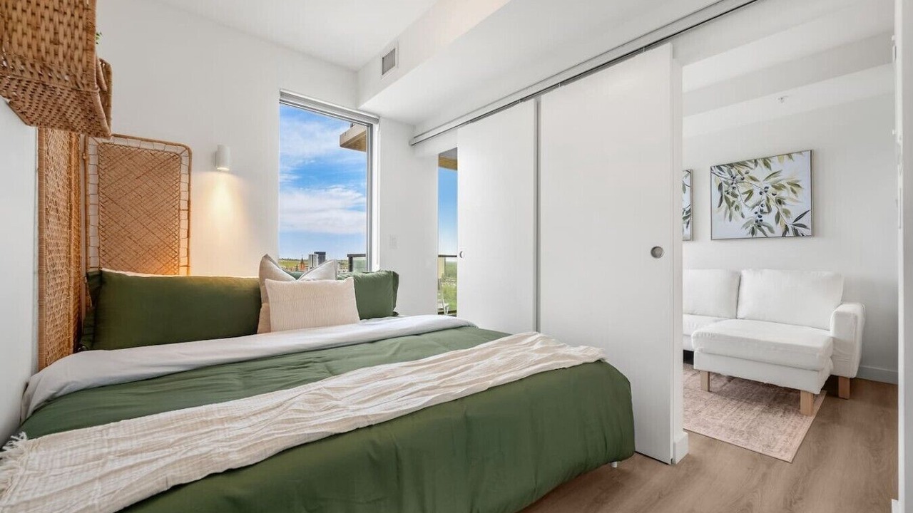 Photo of Bedroom in Crescent Heights